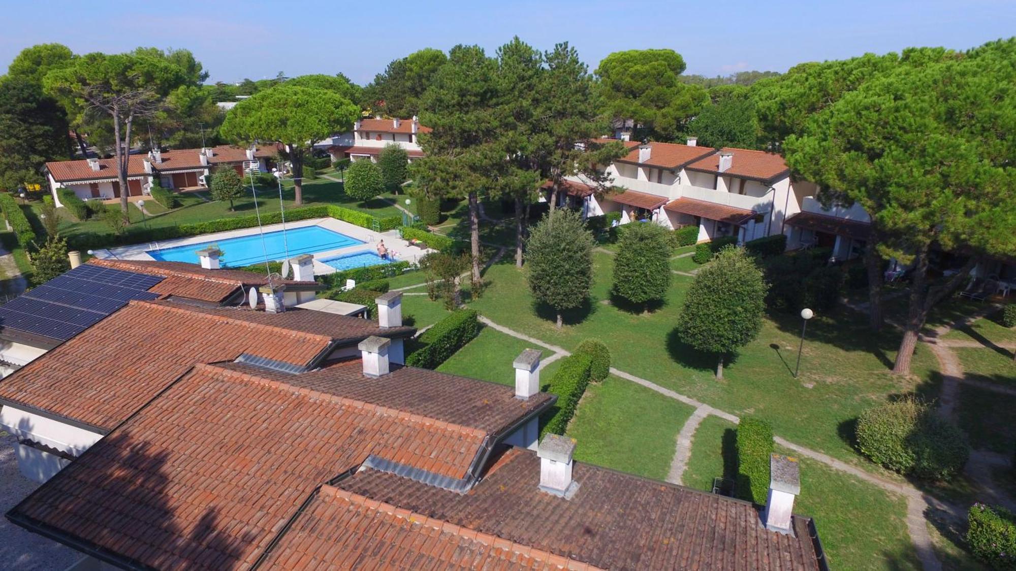 Villa Villaggio Club Dei Pini *