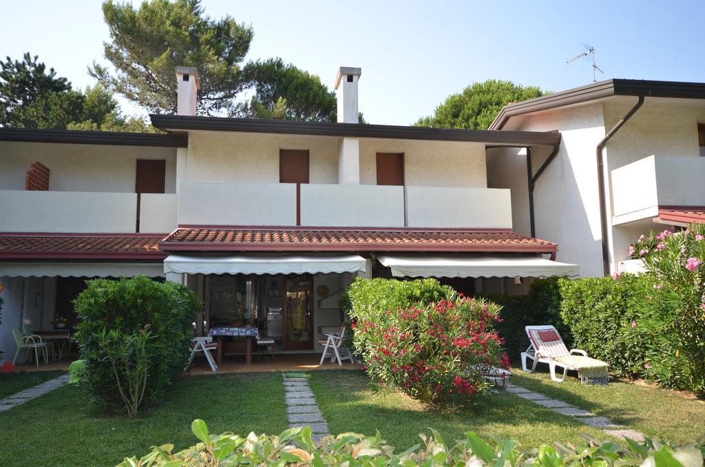 Villaggio Club Dei Pini *