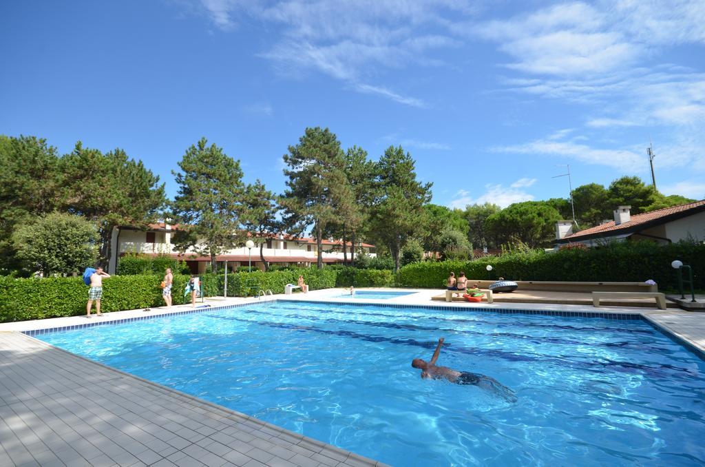 Villa Villaggio Club Dei Pini